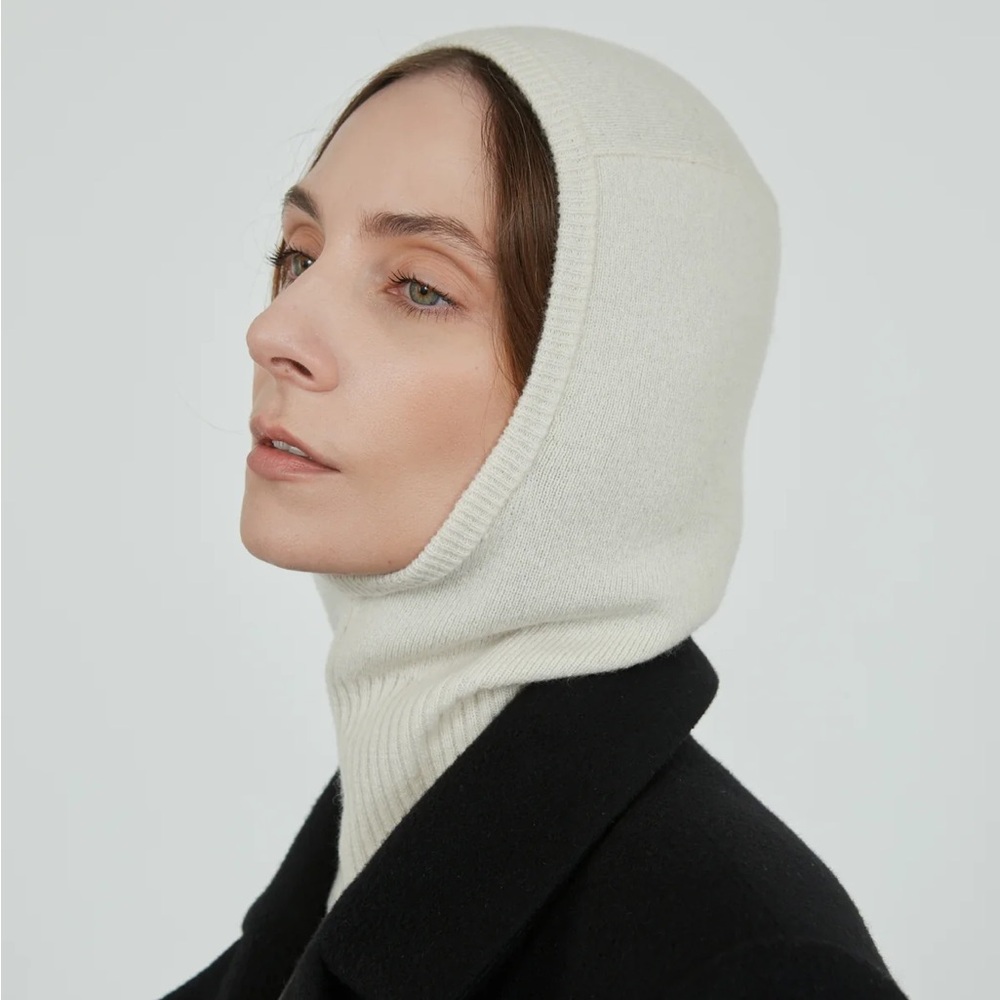NWOT La Collection Cashmere Balaclava Hat in Gray